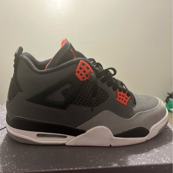 Jordan 4 infrared